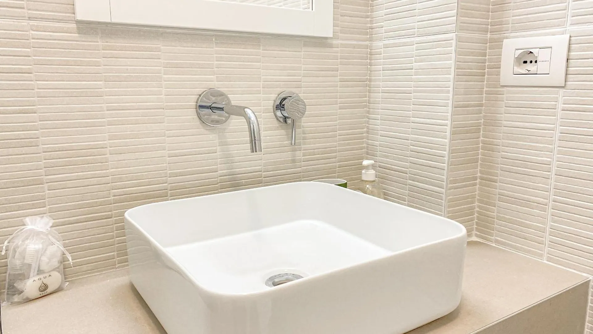 Apartman Suite Settala - 10 Min Dal Duomo - 5 Da Stazione Milánó